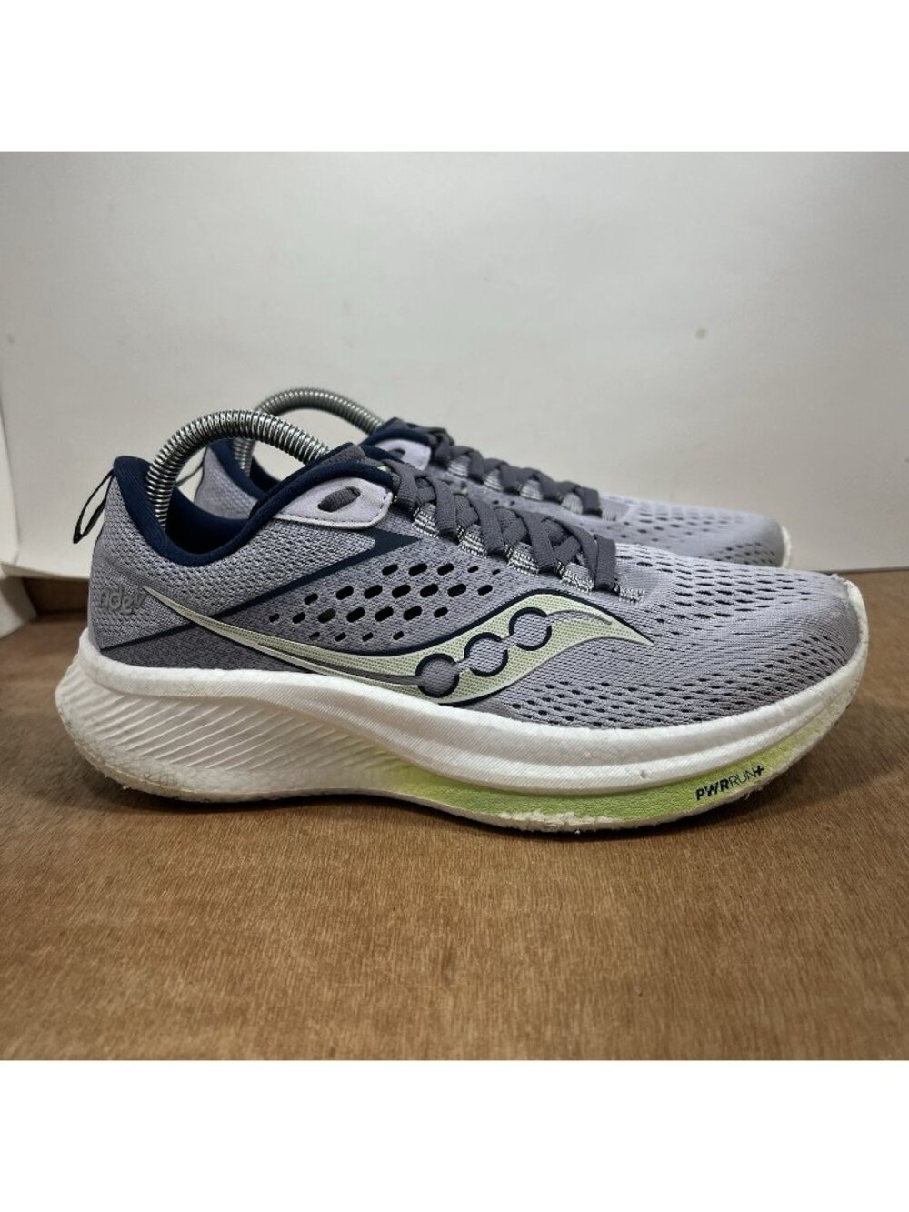 Saucony Ride 17 Shoes Womens 8.5 Iris Navy Road Race Running Trainer Support